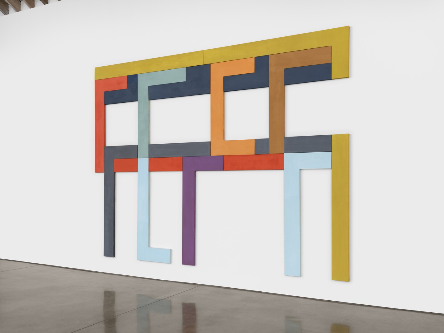 David Novros (*1941), Asturias 2, 2022, Öl auf Leinwand, insg. 342,9 x 457,2 cm, Collection of the artist, courtesy of Paula Cooper Gallery, New York © 2025 David Novros / VG Bild-Kunst, Bonn 2025. Courtesy Paula Cooper Gallery, New York, Foto: Steven Probert